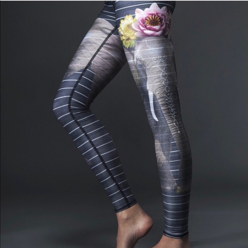 🐘 Teeki Love the Elephant Hot Pant